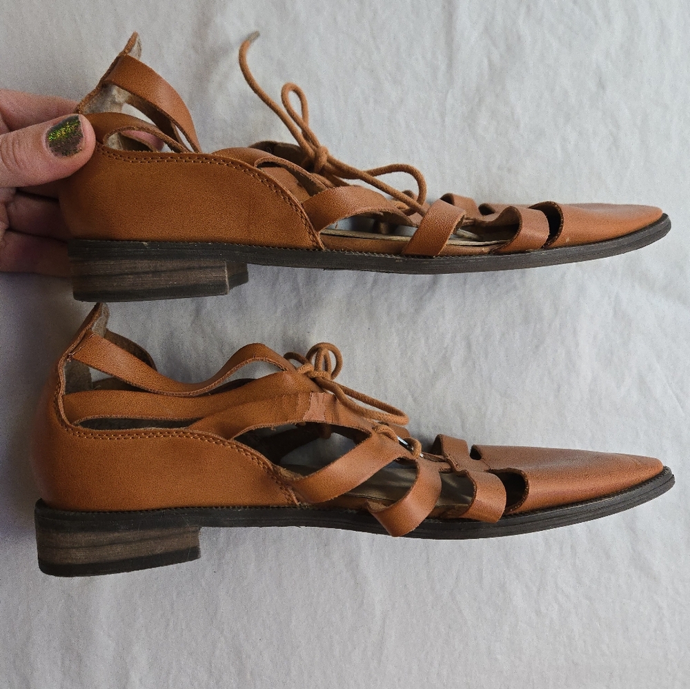 Forever 21 Brown Pointed Toe Lace Up Cage Sandals 7.5 - Picture 5 of 13